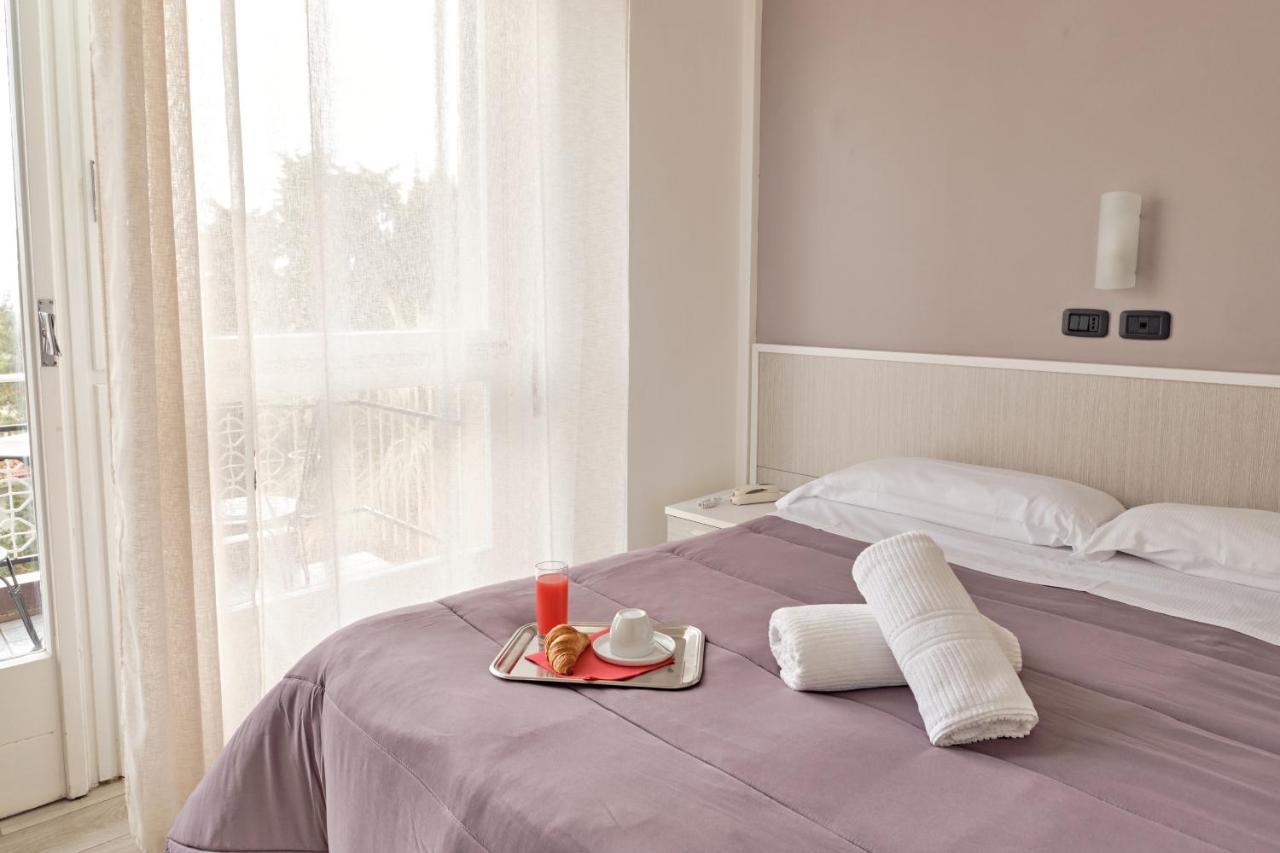 Hotel Astoria Bordighera Exterior photo