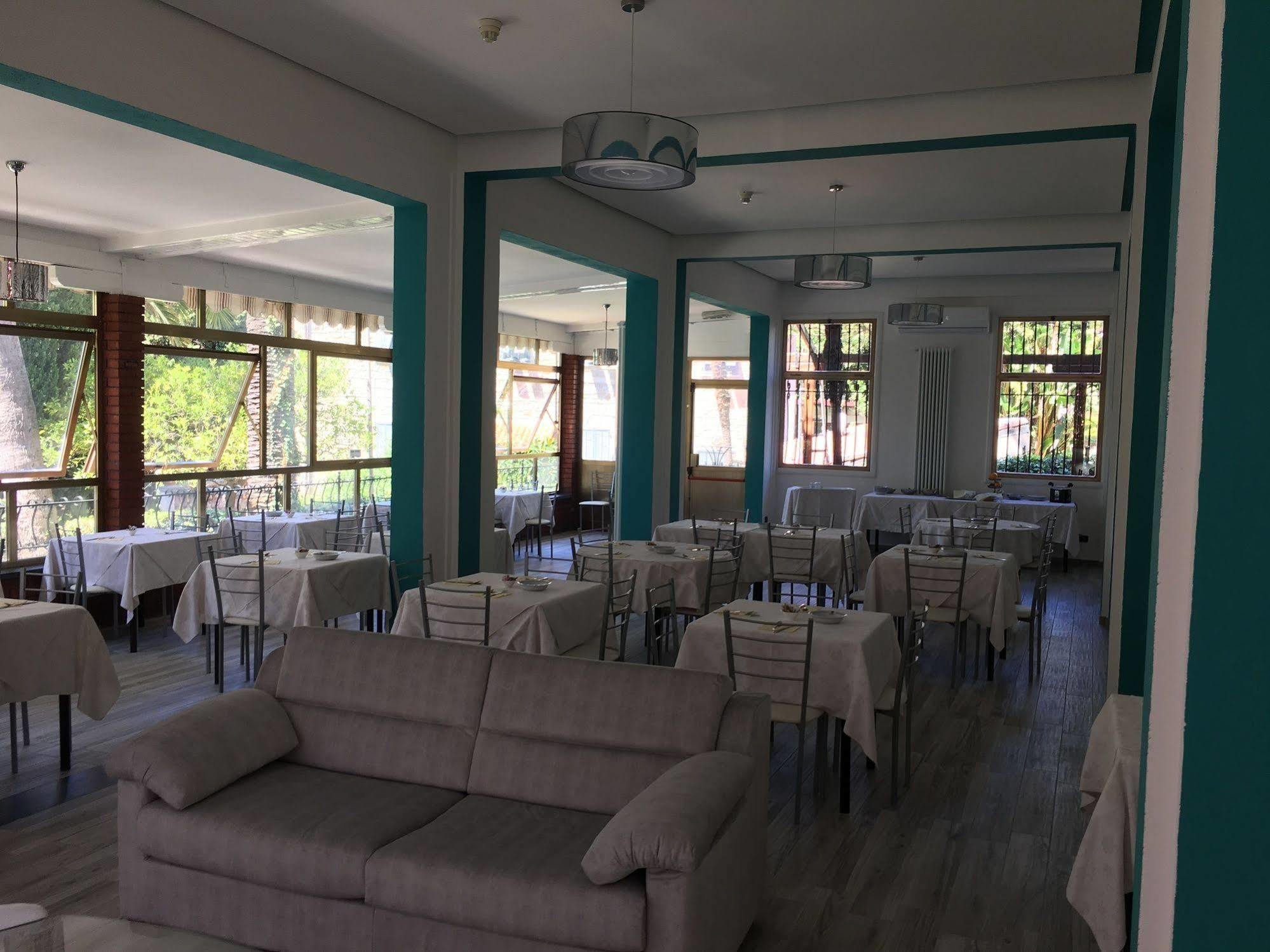 Hotel Astoria Bordighera Exterior photo