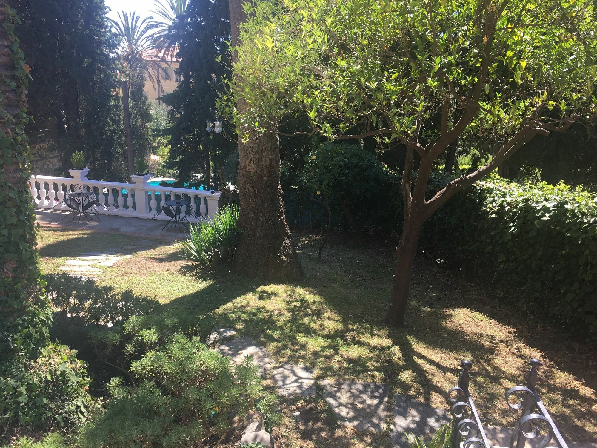 Hotel Astoria Bordighera Exterior photo